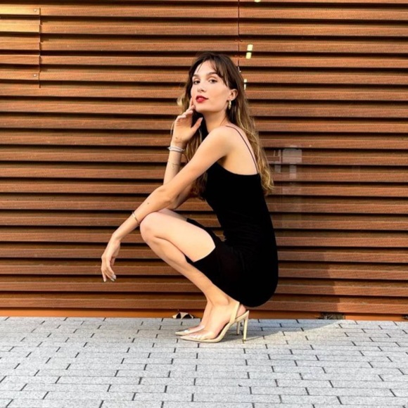 Evelyn Sling-back clear & nude pointed toe pump - Picture 8 of 8